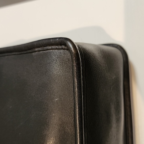 Coach Willis Purse In Black Leather/Brass Hardwear - Picture 12 of 16